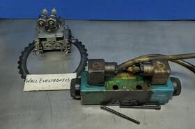 Dg4v-3s-2n-m-u-15-60 Vickers Hydraulic Valve T02-11543 From Running Machine
