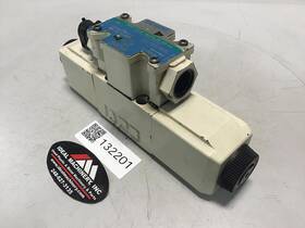 Dg4v-3s-6c-m-fw-d7-h5-60 Vickers Valve Used #132201