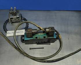 Dg4v-3s-6c-m-u-t5-60 Vickers Hydraulic Valve From Running Machine