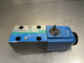 Dg4v-3s-32al-m-u-h5-60 Vickers Dg4v-3s32al-m-u-h5-60 Valve 24vdc