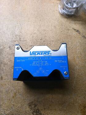 Dg4v-5-6c-m-u-ek6-20 Vickers Directional Valve