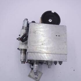652730 Wabco 37025 Locomotive Brake Pipe Control Port. See Desc