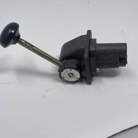 P64533 Wabco American Standard Lever Operated Pilotair Valve 2ha-1 250 Psi L29