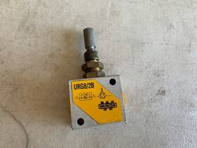 Urg8 Waircom Urg8/2b One 1 Precision Pneumatic Flow Control Valve Used