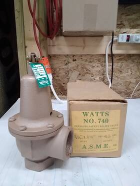 0384042 Watts Asme Boiler Hot Water Pressure Relief Valve 2 Inch X 2.5 740-030