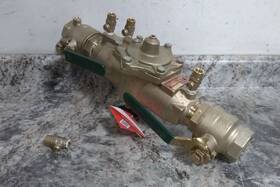 Lf009-qt-fs Watts 11/2 1-1/2 In Npt Reduced-pressure Zone Backflow Preventer C