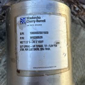 W6200526 Waukesha Cherry-burrell Spx 2.5 Inch W62 Sanitary Divert Valve Peek Air-raise Used