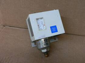Ff113-s1-baa Westinghouse 13200 256-01 X B300 Oil Pressure Gauge