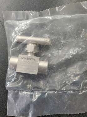 Ss-20vf4-e Whitey Ss-20vf4 New In Plastic 1/4 Inch Valve Globe 6000 Psi P/n
