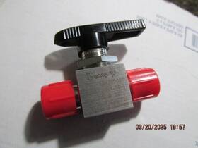 Ss-42vcr4 Whitey 1/4 Male Vcr Manual Valve
