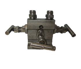 Ss-m3nbf8-fl-g Whitey 316 Stainless Steel Valve Manifold 3760/6000psi