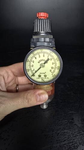 C04-01-00 Wilkerson Regulator As Is For Parts