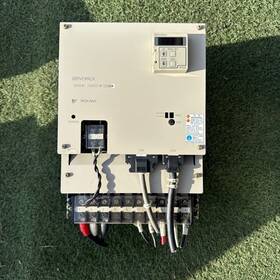 Sgdb-75adg-py232b Yaskawa Mint Condition Servopack 200v