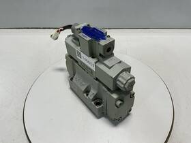 Dshg-04-3c10-et-d24-50156 Yuken Valve Used #146657