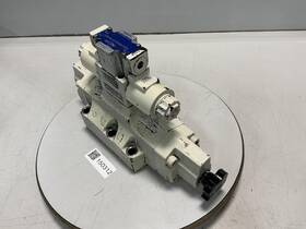Dshg-06-3c2-r2-d24-52163 Yuken Valve Used #150312