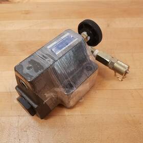 Rbg-03-10 Yuken Hydraulic Balancing Valve 14 Mpa 2030 Psi Max Pressure