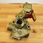 Ross D2773A6832 Hydraulic Control Valve W/solenoid - Used. Fixed Price $232.74.