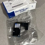New Mac In Box Valves 46A-AA1-JDE0-1KA Solenoid 46AAA1JDE01KA Or 28352. Fixed Price $61.60.