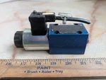 Rexroth R900561274 Hydraulic Directional Valve 4WE D62/EG24N9K4. Fixed Price $56.25.