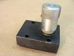 New Parker NS800S -12CZ Subplate Mounted Hydraulic Flow Control Valve. Fixed Price $150.00.