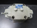 Vickers RG06D423 Pressure Control Valve. Fixed Price $449.99.