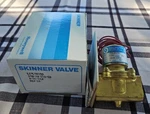 Honeywell LC2LB4150 Skinner Valve. Fixed Price $120.00.