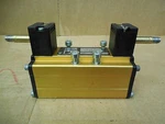 Ross Double Solenoid Valve W6076B3407 10 Bar Used. Fixed Price $16.50.