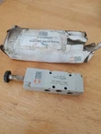Metal Work Pneumatic 7010021100. Fixed Price $50.00.