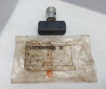 Parker 9N600S Hydraulic Flow Control Needle Valve 5000 Psi 345 Bar. Fixed Price $131.67.