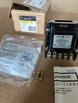 Nos General Electric, CR120A03102AA Industrial Relay, 300VAC 110-120V. Fixed Price $140.00.