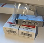 *new* Imi Norgren 3/2 Air Pilot Valves V61RADDA-XP0200 Normally Closed. Fixed Price $99.99.