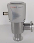 Pfeiffer Kf Qf High Vacuum Angle Valve Evb 016 Pa Pneumatic. Fixed Price $75.00.