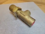 Parker Kr 632B-12-1/2-2 Brass Hydraulic Valve. Fixed Price $127.61.
