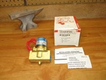 Honeywell LC2LB4150 *new* Skinner Valve Solenoid 120VAC. Fixed Price $39.75.