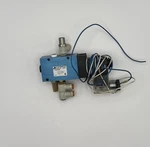 Automatic L0702AAWR Solenoid Valve, Used,. Fixed Price $40.00.