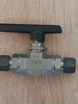 Parker 8Z-B8LJ2-SSP Manual 2-WAY Ball Valve, COMP,316 30VC *** New No Box. Fixed Price $210.00.