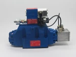 Moog D684Z4833G Proportional Control Valve 24VDC 280/350 Bar Used. Fixed Price $4079.99.