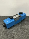 Vickers 02-337520 DG4V4-016C-M-U-H5-10 Hydraulic Directional Valve. Fixed Price $999.00.