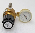 Parker Veriflo IR4B-100-GSD Brass Regulator W/ Gauge Usg ,4 Port. Fixed Price $38.00.