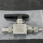 Used Swagelok SS-44S6 Ball Valve 3/8" 2500PSI 172BAR Whitey. Fixed Price $45.99.
