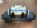 Western Fluidyne WFDG4V3S2CMFTWLB560 Hydraulic Sandwich Valve. Fixed Price $199.00.
