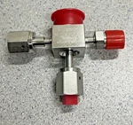Swagelok 6LVV-ALD3713858P-CVH 3-CHANNEL Solenoid Valve Open Box. Fixed Price $109.77.
