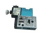 Mac 45A-LAD-DACJ-4KD Solenoid Valve Position Way, (24VDC)-(1/8 Npt Ports). Fixed Price $25.00.