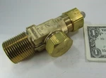 New Sherwood Bronze Chlorine Gas Cylinder Valves 1-11.5 CGA820 Threads 1211X1-B1. Fixed Price $79.95.