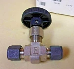3/8 Tube Od 316SS Needle Valve Parker 6Z-V6LN-EPR-SS. Fixed Price $22.40.