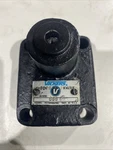 Vickers C5G 805 Check Valve, Used, Free Shipping. Fixed Price $150.00.