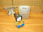 Parker Skinner 74332BN3RNJ1N0D100C2 *new* Way Brass Solenoid Valve 24VDC. Fixed Price $109.75.