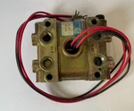 Skinner/ Parker V935LEH2100 4 Way Valve. Fixed Price $310.00.