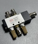 Clippard MMA-41PAS 4-WAY Air Pilot 2-POSITION Fittings & Filter. Fixed Price $29.99.