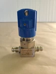 Swagelok 6LVV-DPLHMRVR4-P-BL Diaphragm Valve , Tested/working. Fixed Price $99.00.